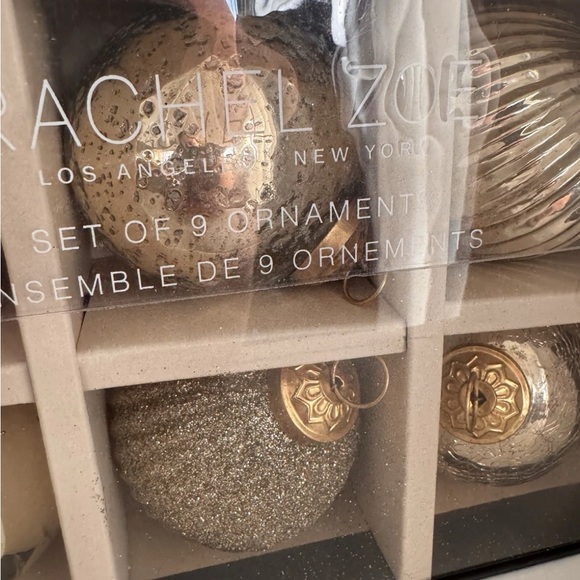 Rachel Zoe Elegant Classy Gold Ornaments - Picture 6 of 6